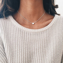 Cargar imagen en el visor de la galería, Vintage Multilayer Pendant Butterfly Necklace for Women Butterflies Moon Star Charm Choker Necklaces Boho Fashion  Jewelry Gift
