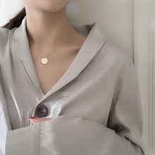 Cargar imagen en el visor de la galería, Vintage Multilayer Pendant Butterfly Necklace for Women Butterflies Moon Star Charm Choker Necklaces Boho Fashion  Jewelry Gift
